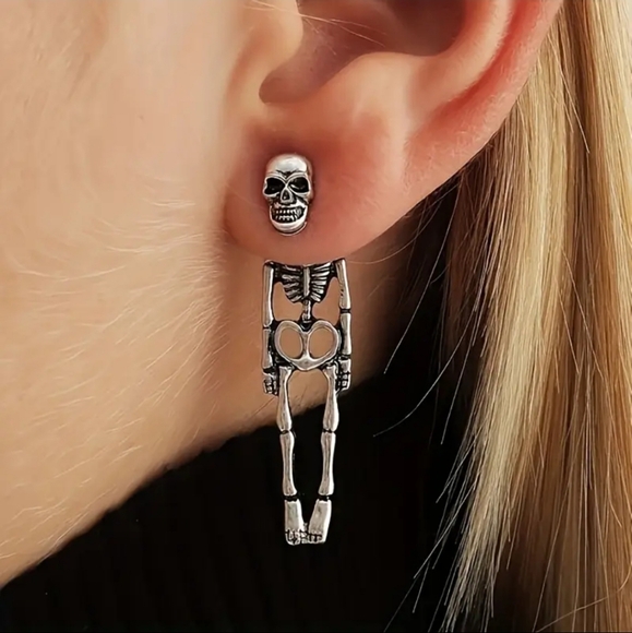 None Jewelry - Silver-tone Skull Skeleton Pierced Earrings Lightweight Metal Alloy NEW